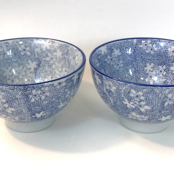 VTG Set 2 Chinese Blue & White Porcelain Pedestal Rice Bowls Flower 4” x 3" - Picture 3 of 4